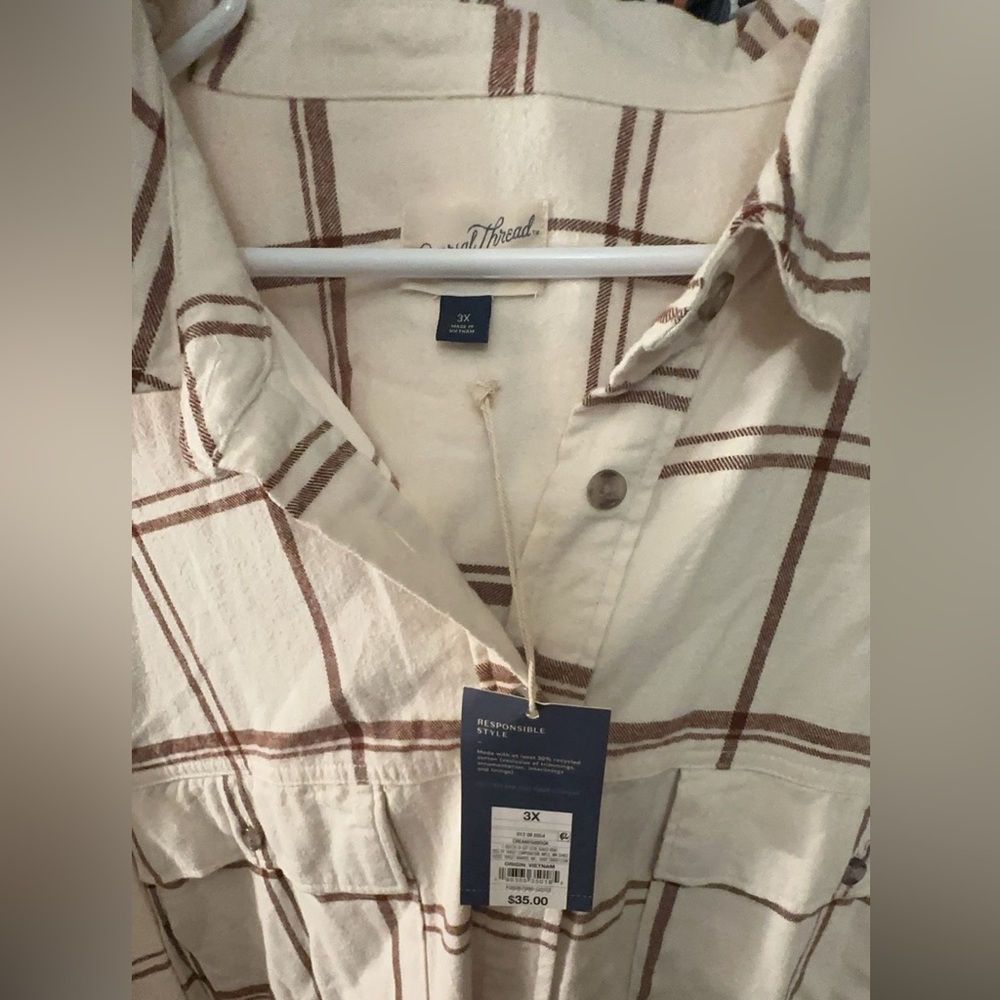 Universal Thread Flannel Coat - Picture 2 of 3